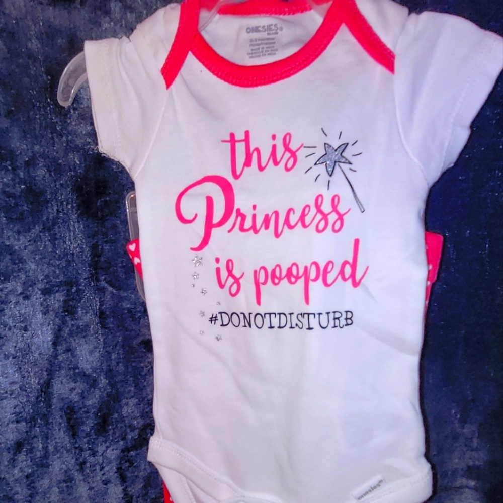 Baby girl 0-3 2 PC